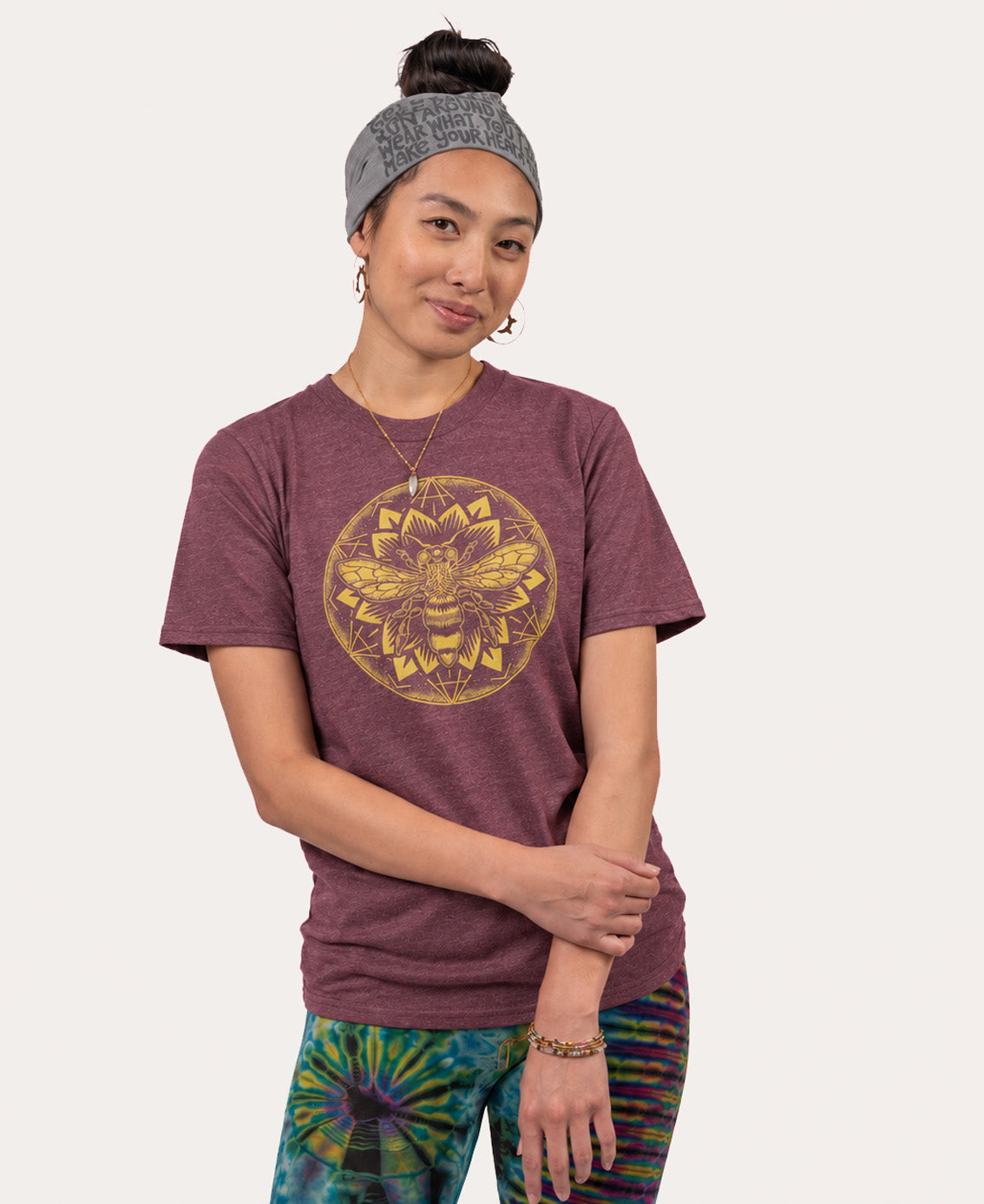 Bee Mandala T-Shirt - Unisex - Heather Plum